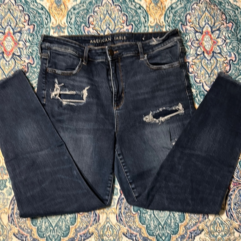Pre-loved AE Next Level Stretch jeans size 16 Short